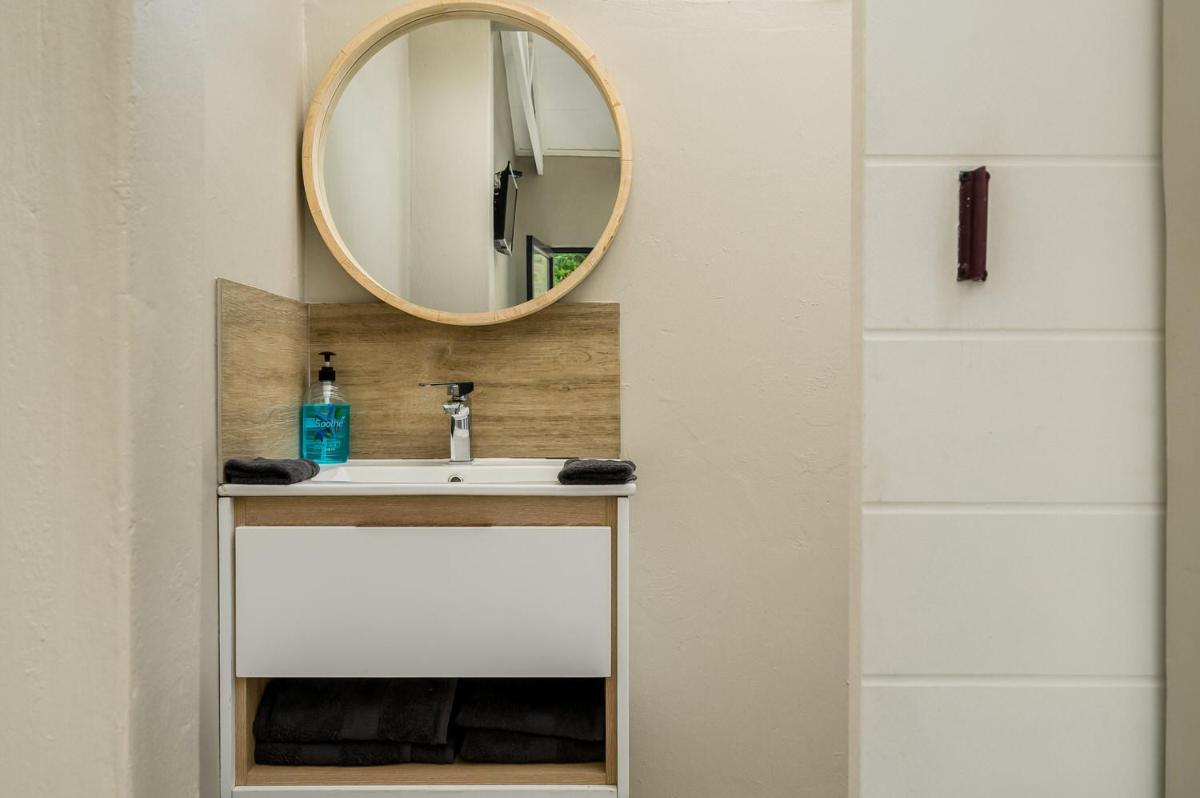 15 Port Elizabeth Country Getaway Deer Park estate15 - Housity