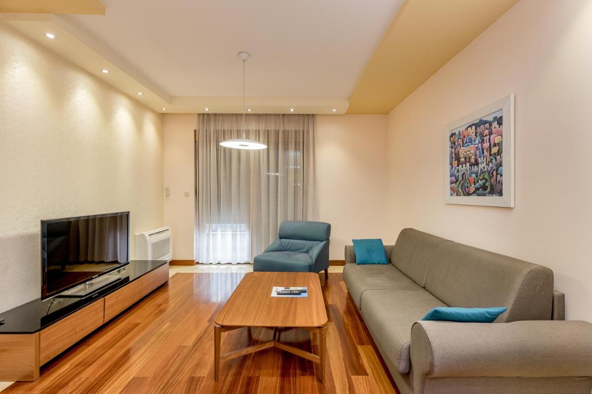 Apartments Athos - Housity