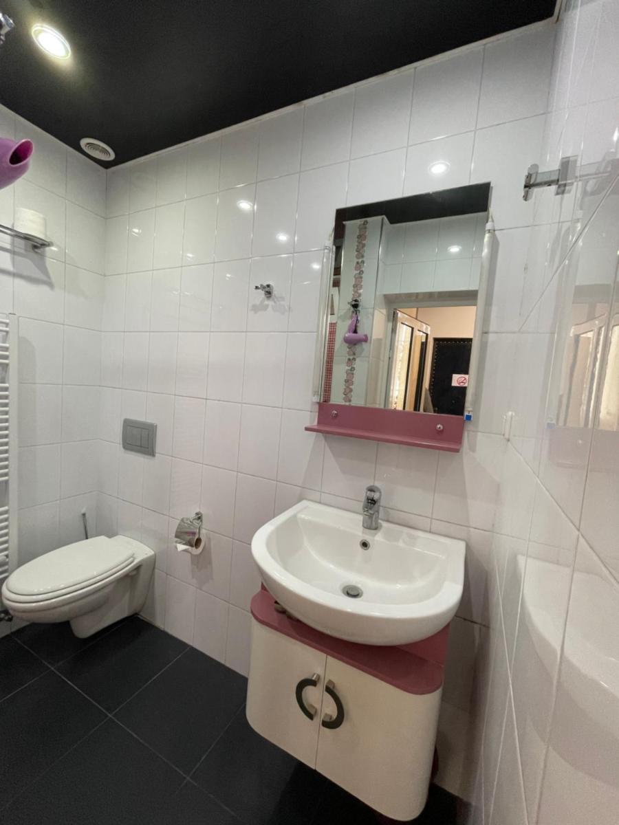 Armine's B&B - Housity