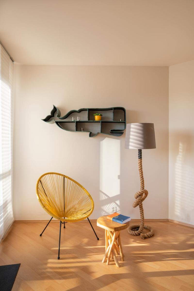 Sunny Apartment in Modřany by Prague Days - Housity