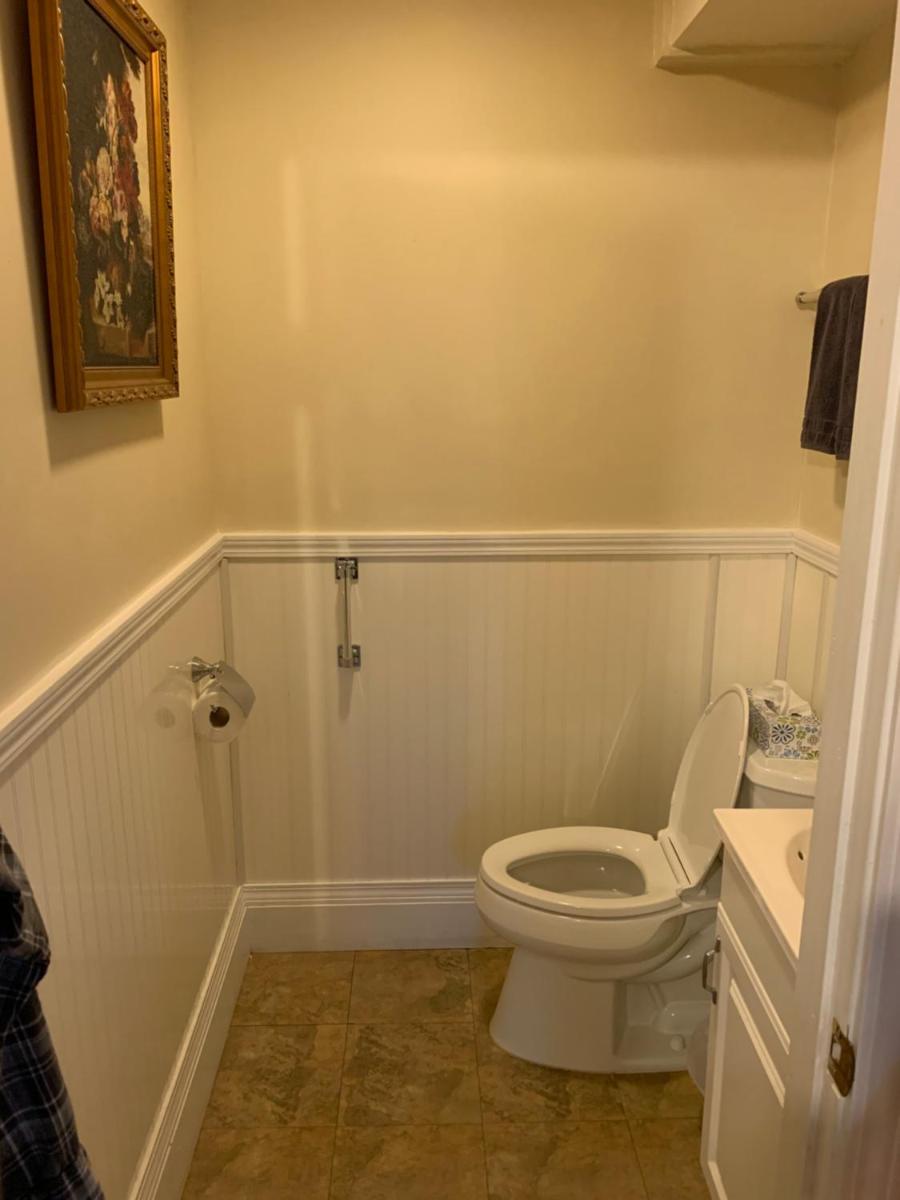 Emerald Necklace Inn Bed and Breakfast - Housity