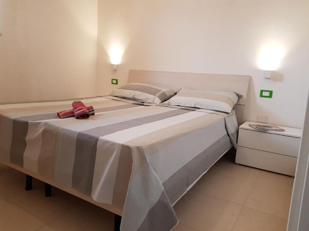 Charming Apartment In Central Location With Air Conditioning Pets - Housity