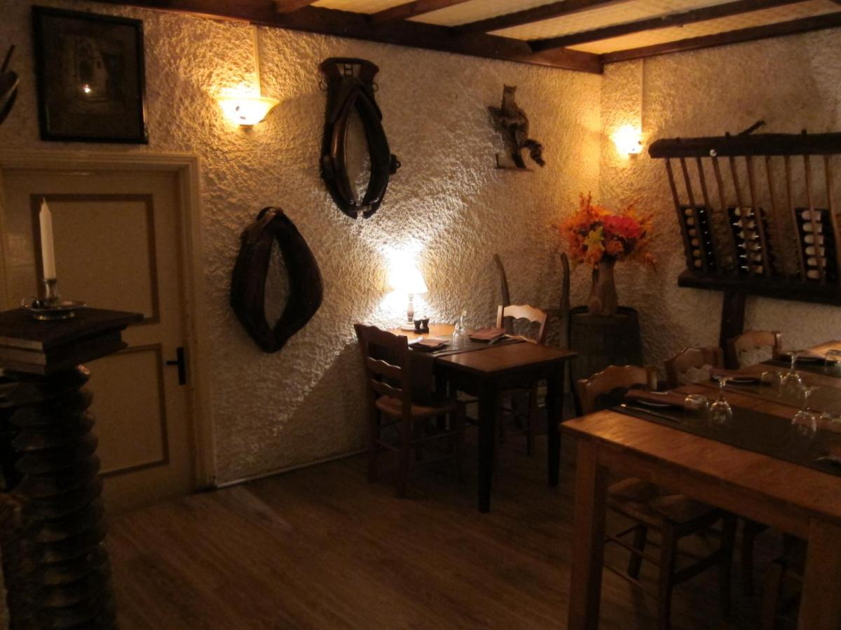 Auberge Des Deux Rivières - Housity