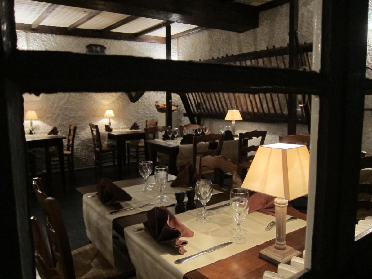 Auberge Des Deux Rivières - Housity