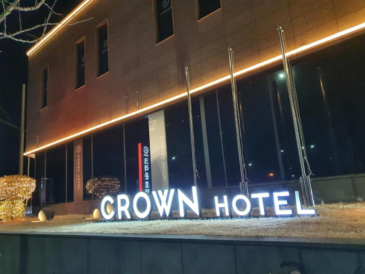 Crown Hotel Changwon - Housity