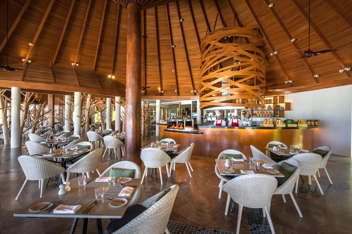 OZEN LIFE MAADHOO - Luxury All Inclusive - Housity