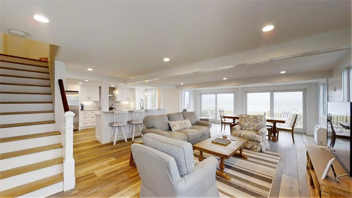 Nautical Point Luxury Oceanfront New Construction - Housity