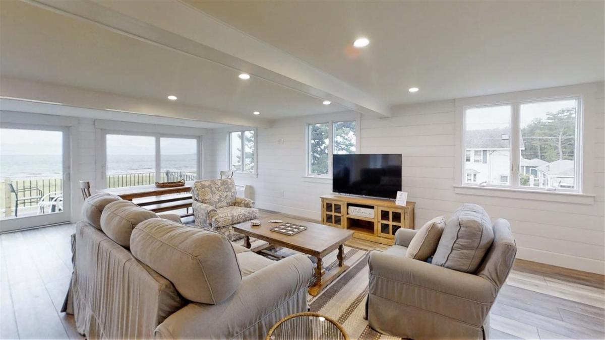 Nautical Point Luxury Oceanfront New Construction - Housity