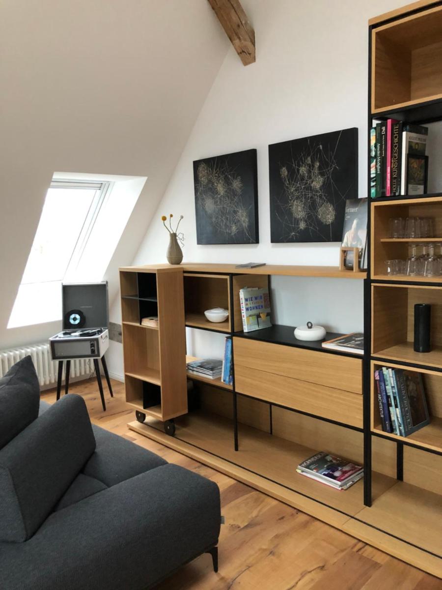 RaumAusbeute Design Apartment Hoher Priester - Housity