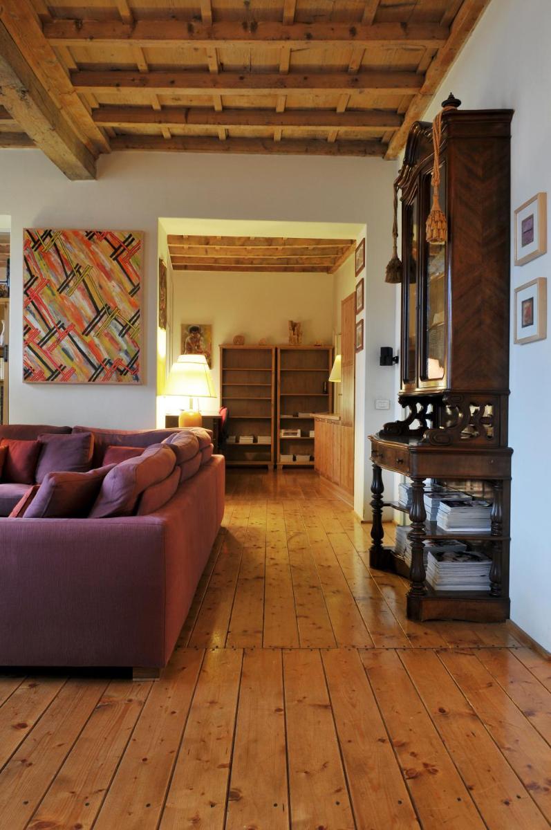 Splendid Housing Milano - Housity