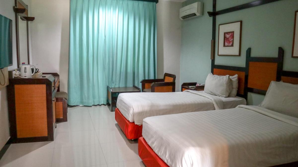 Hotel Sofia Juanda Surabaya - Housity