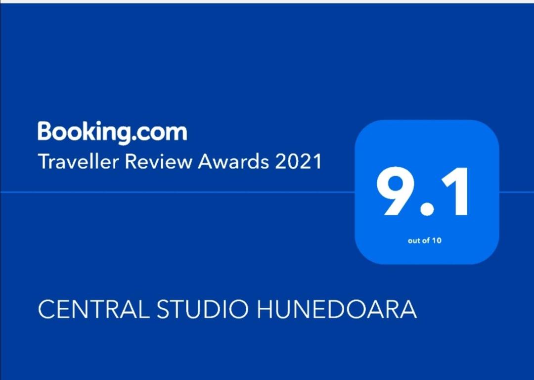 CENTRAL STUDIO HUNEDOARA - Housity