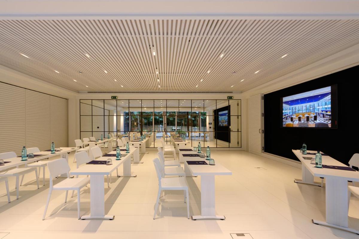 Un restaurante o sitio para comer en Seventy Barcelona