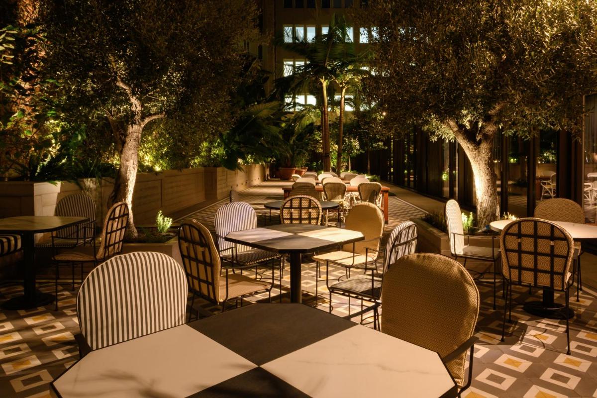 Un restaurante o sitio para comer en Seventy Barcelona