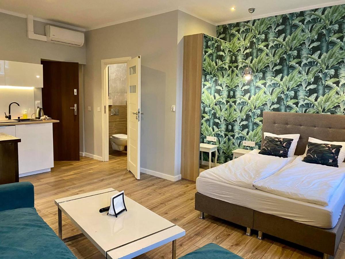 Apartmenty Mariacka 20 -Self Check-In 24h -Loud on the weekends - by Kanclerz Investment - Housity