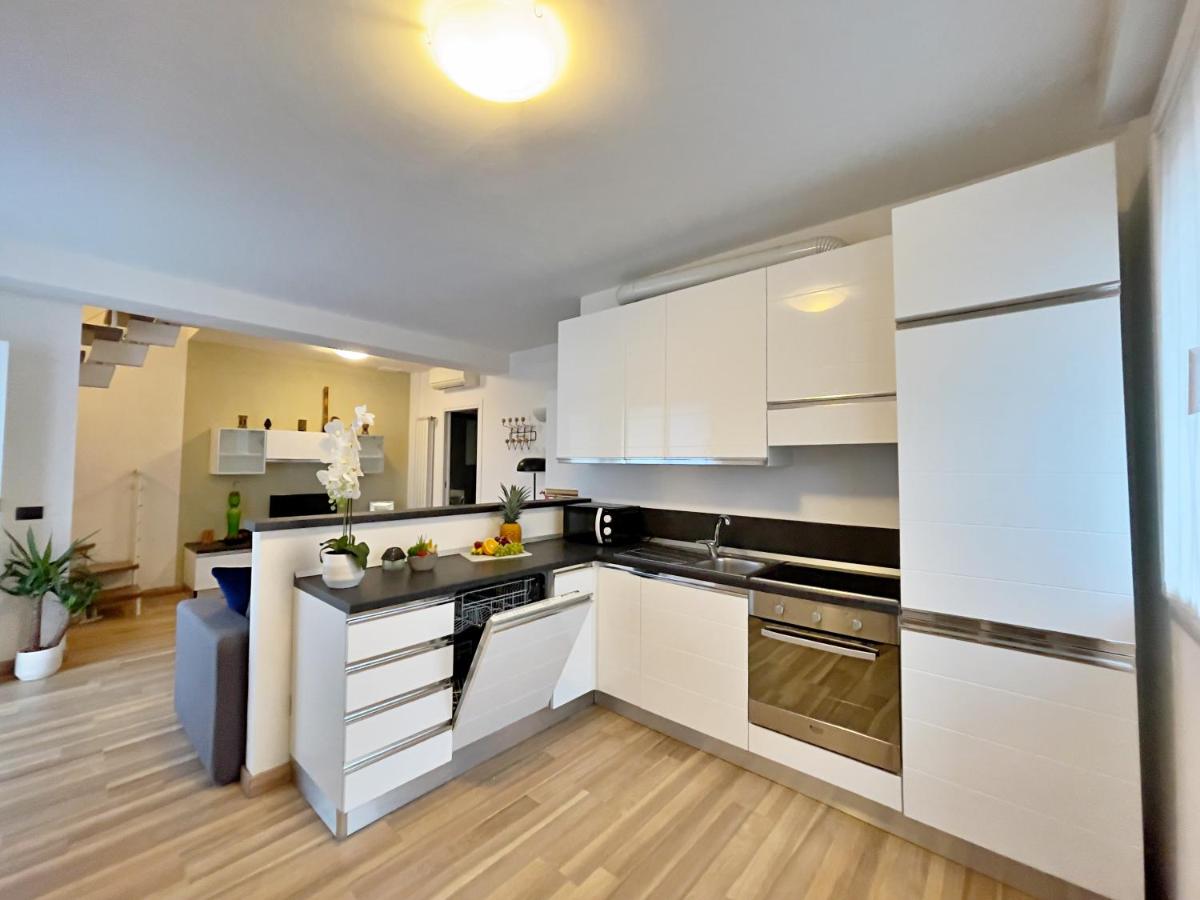 Rentopolis Apartments - Palazzo Candiani - Housity