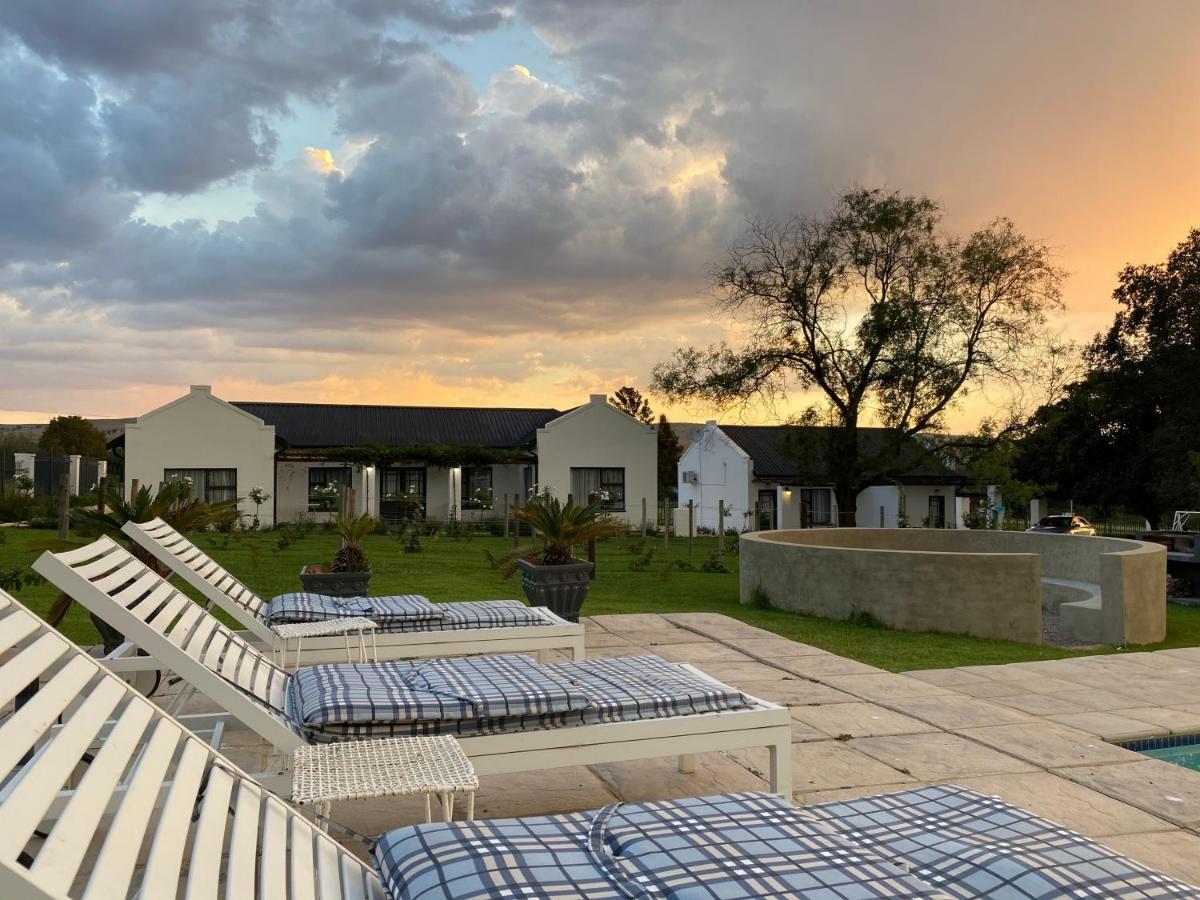 Steenkoppies estate semi self catering unit 1 - Housity