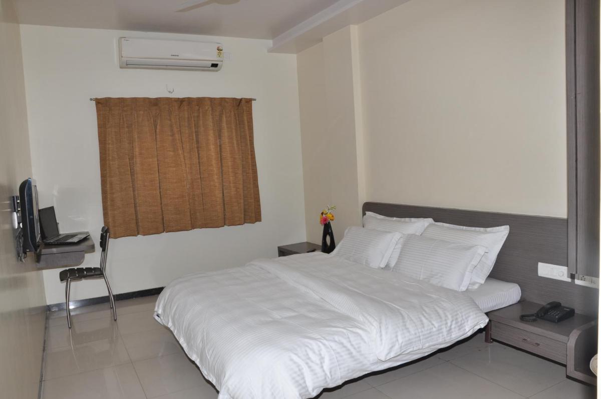 HOTEL NEW BHARTI - Housity