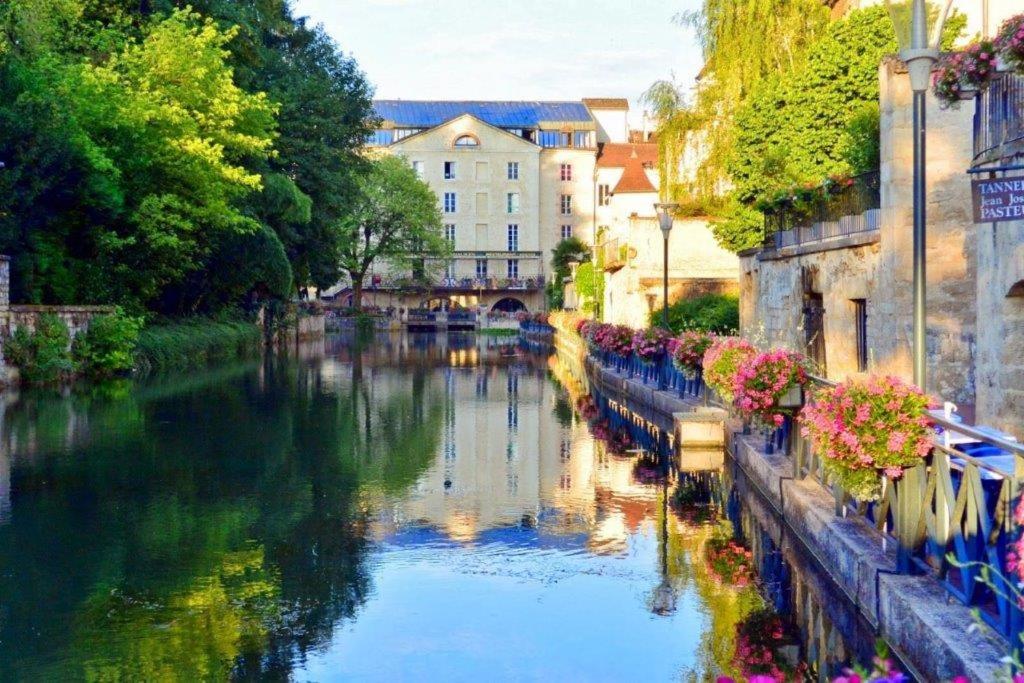 Le grand moulin des tanneurs B&B et Love Room - Housity