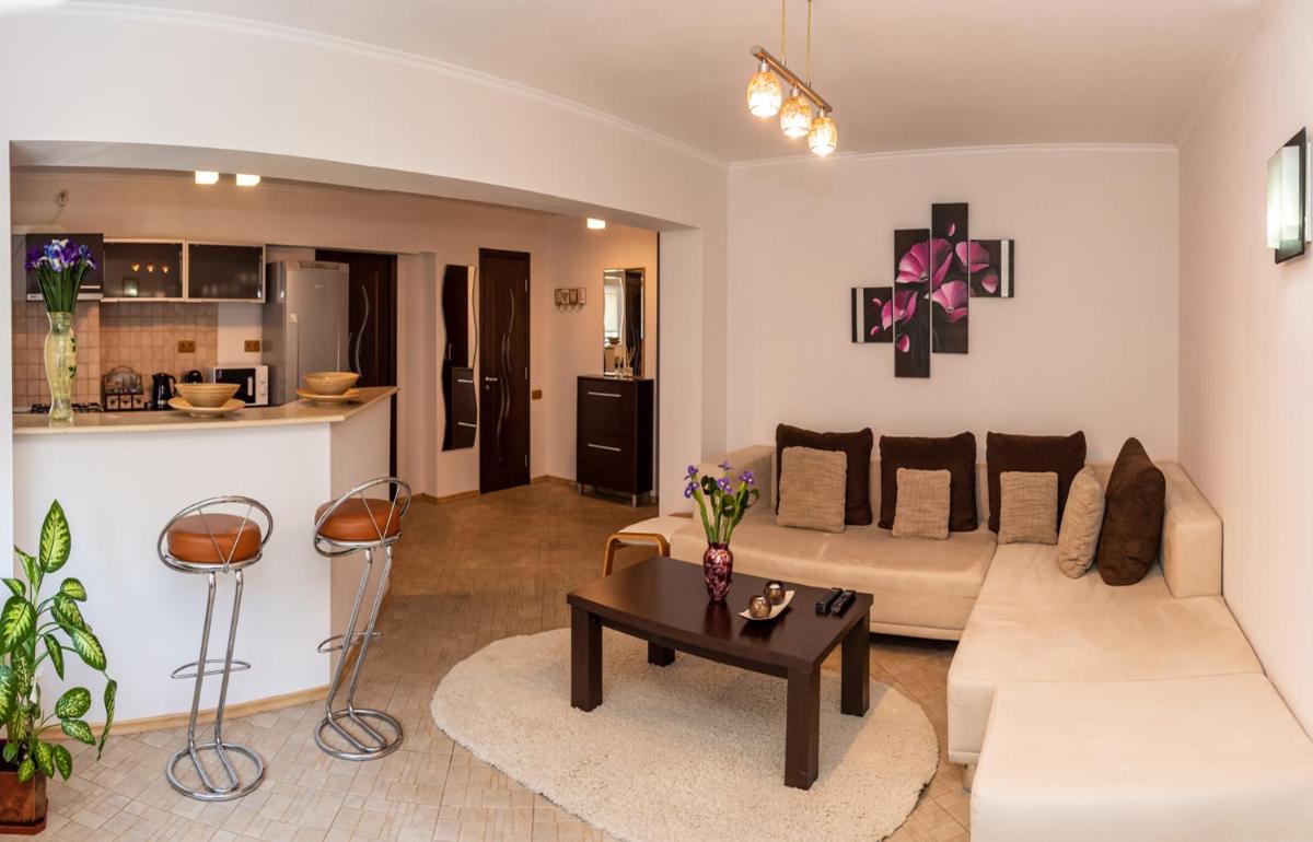 Apartament Iris - Housity