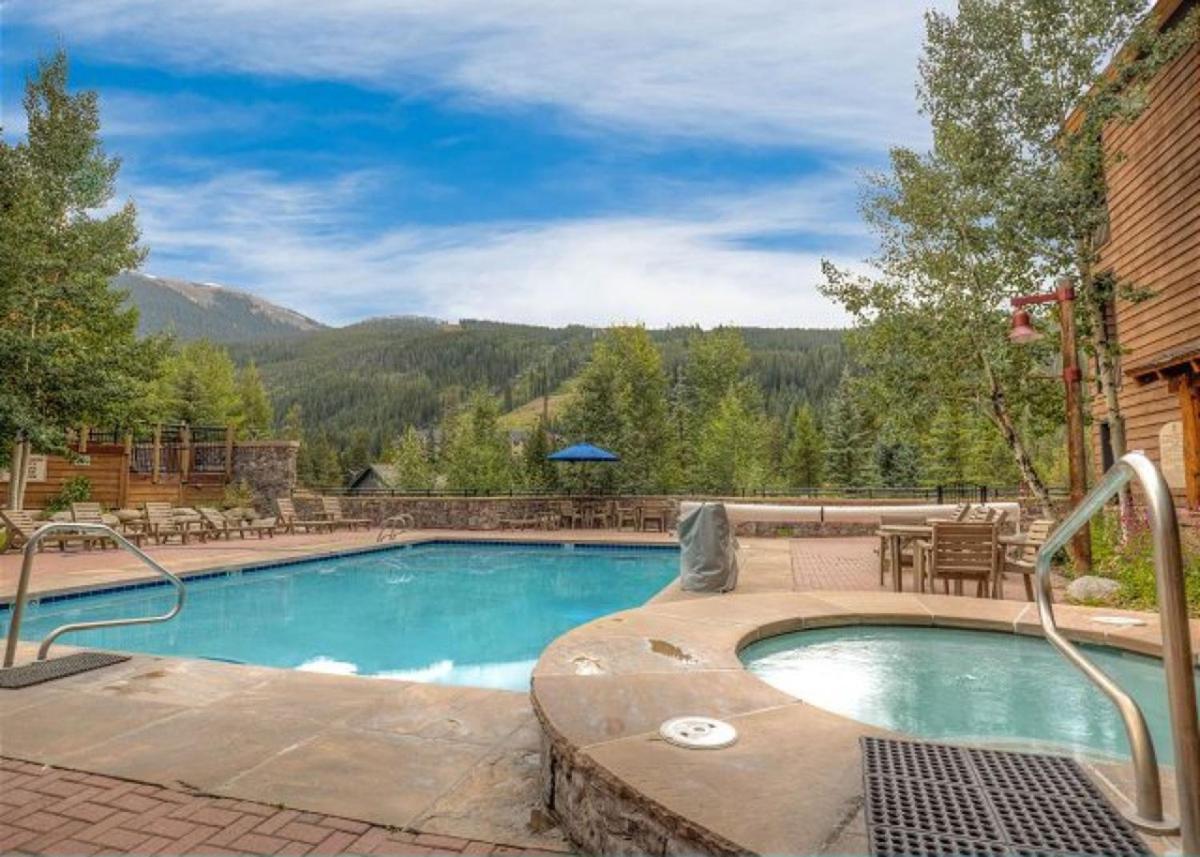 Dakota Lodge by Summit County Mountain Retreats - Housity