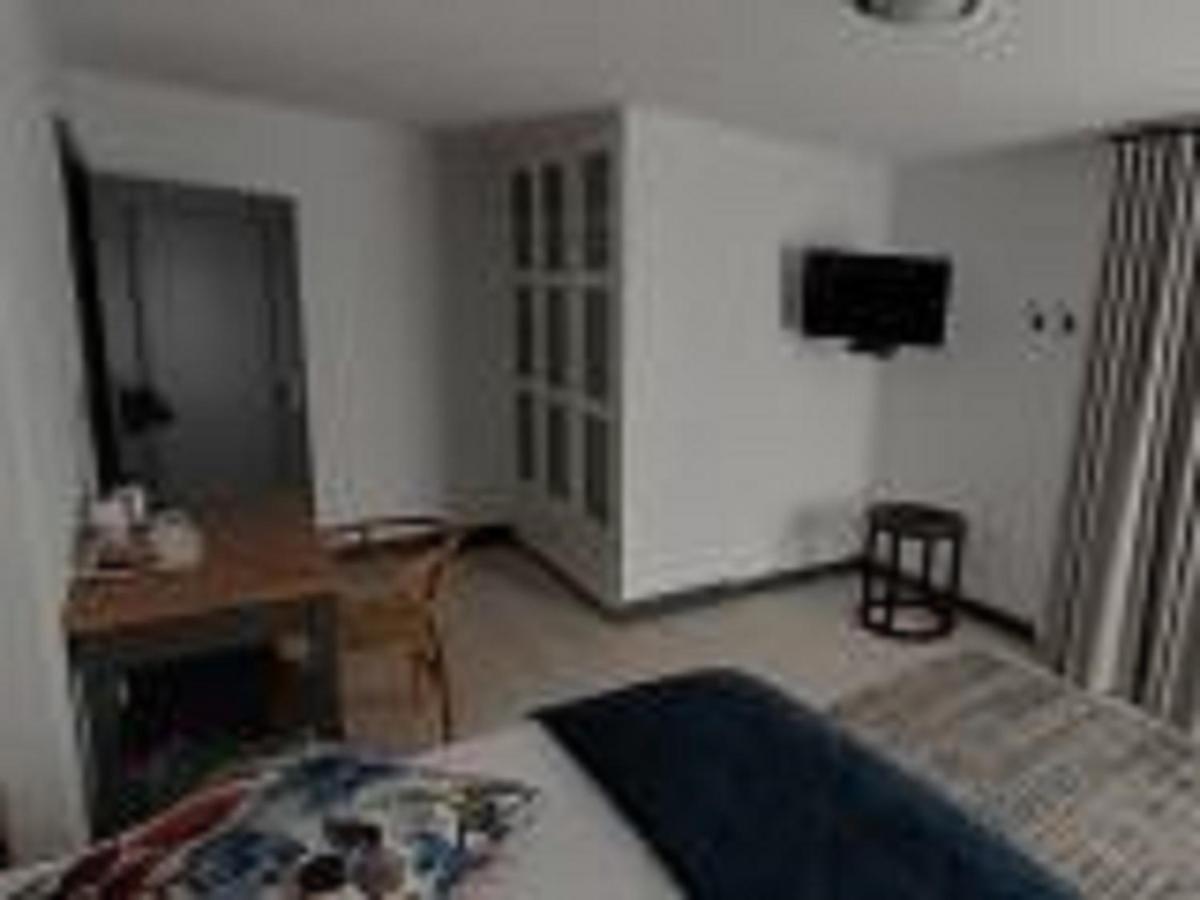 Guesthouse Indongo Swakopmund - Housity