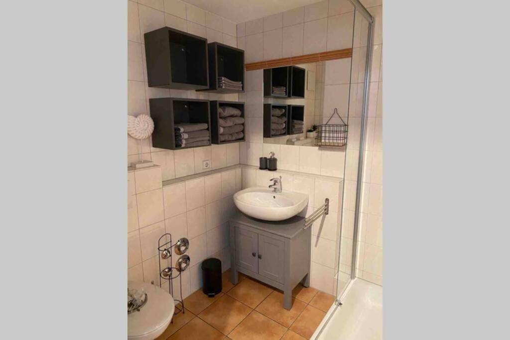 Die Seeblume - Ferienwohnung mit Pool und Seeblick - Housity