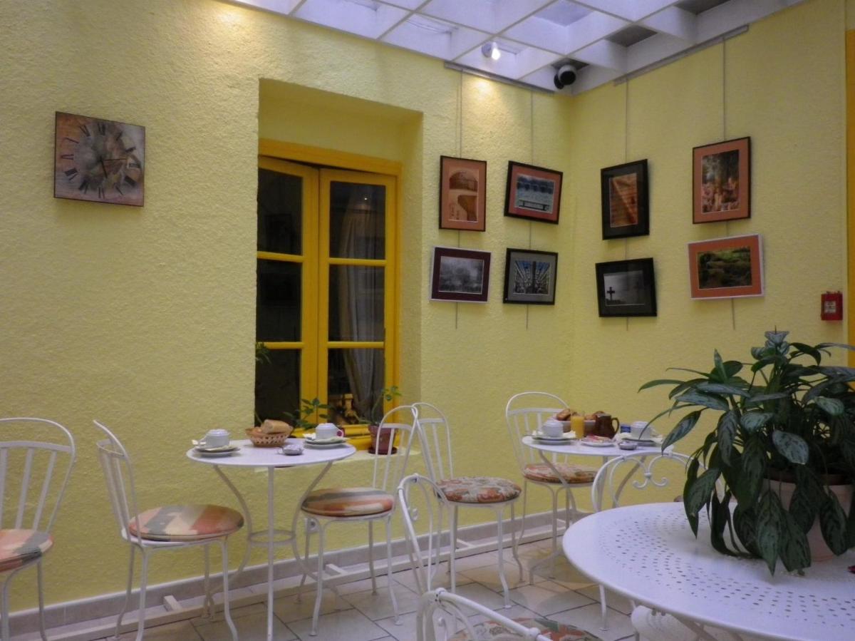 Hotel Saint Jean - Housity