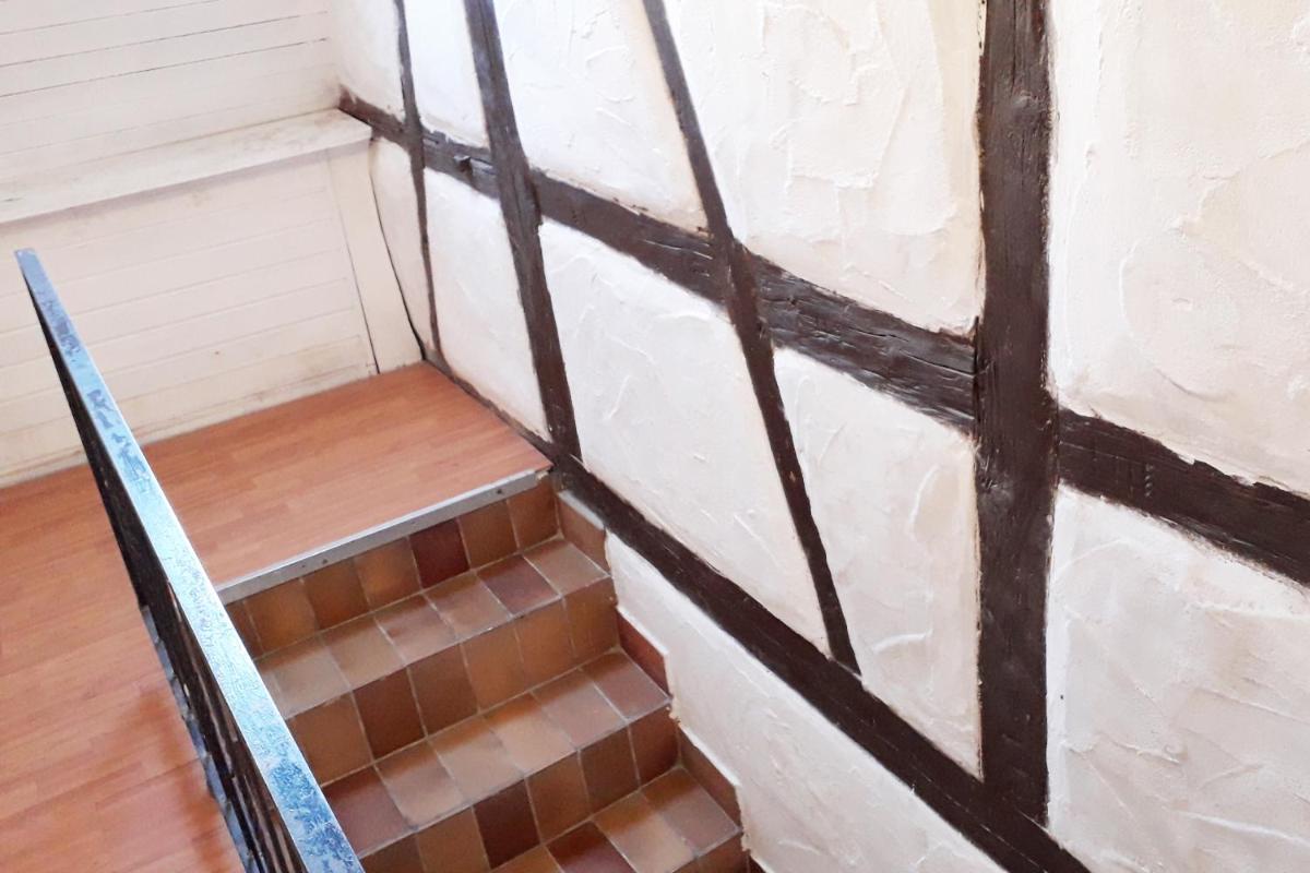 Workers House mit 7 Zimmern, Terrasse und Balkon - Housity