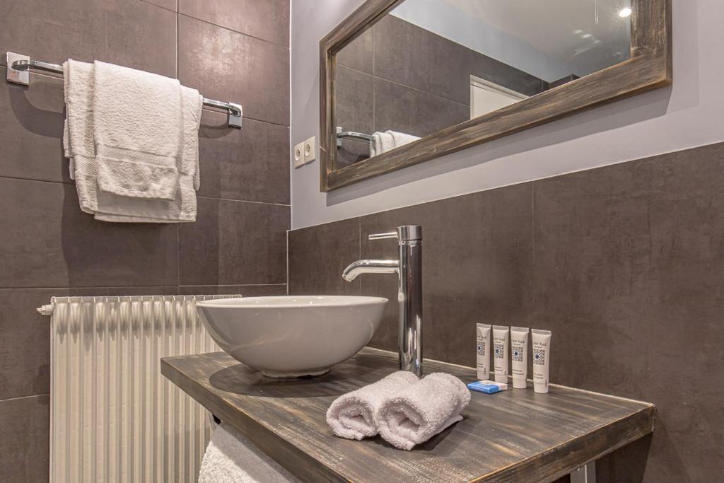 Le Relais Des Chartreuses - Housity