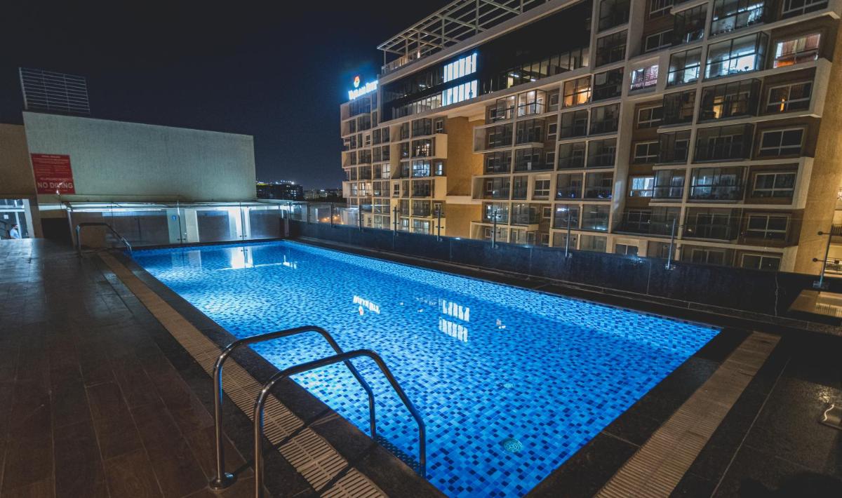 Bhagini Icon Premier Hotel - Housity