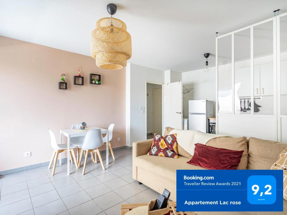 Appartement Lac rose - Parking, Métro, jusqu'à 4 personnes - Housity