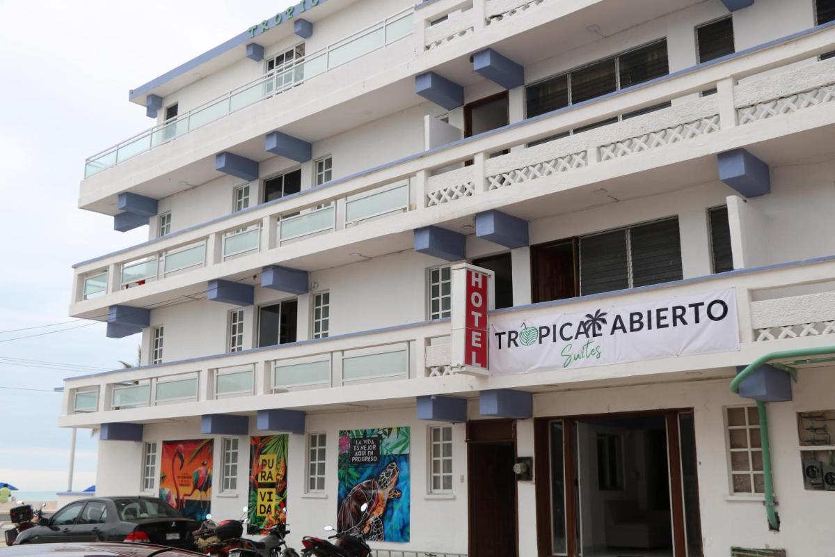 TROPICAL SUITES PROGRESO - Housity