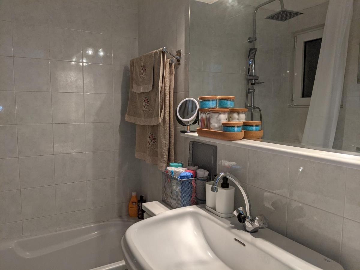 Suitetrails - Luxurious Sea View Apartment