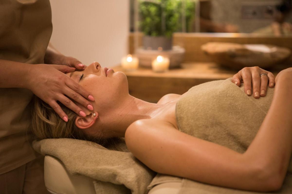 O spa e/ou outras comodidades de bem-estar em Well Hotel & Spa