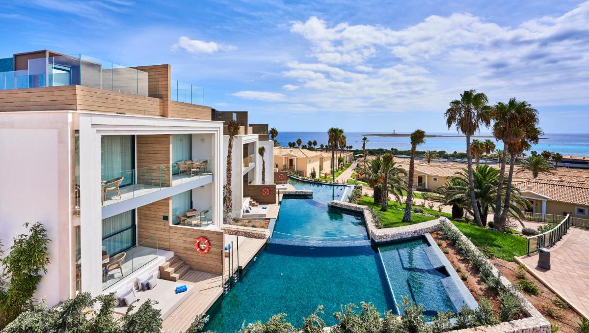 Insotel Punta Prima Resort - Housity