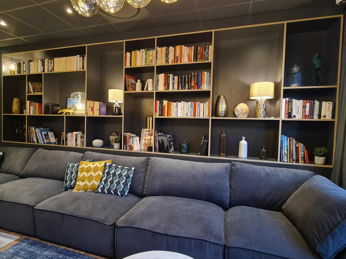 Coin salon dans l'établissement PADJA Hôtel & Spa Vannes