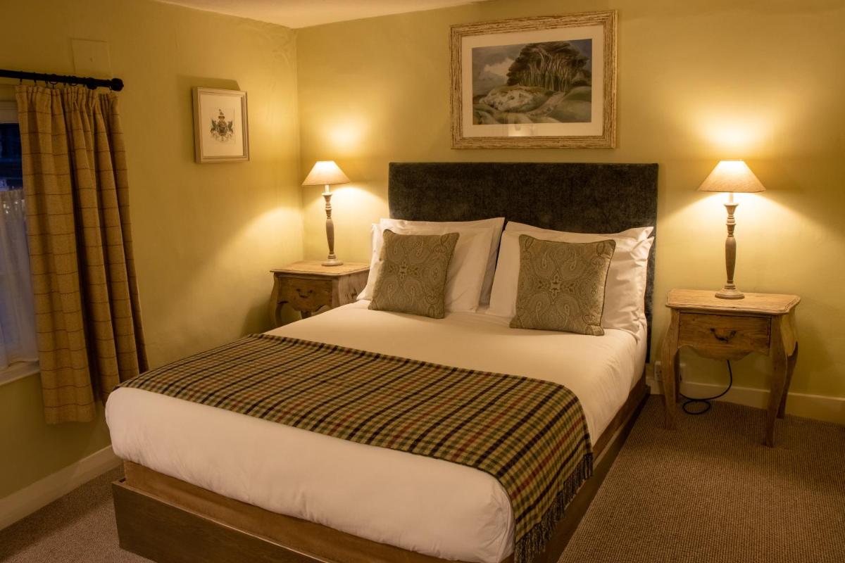 The Green Dragon - Housity