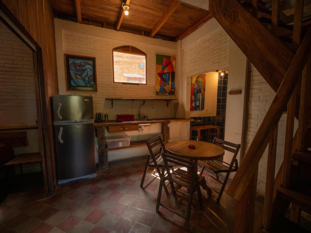 Suitetrails - 2 bedroom house with bayview, 3 blocks from beach and center of SJ