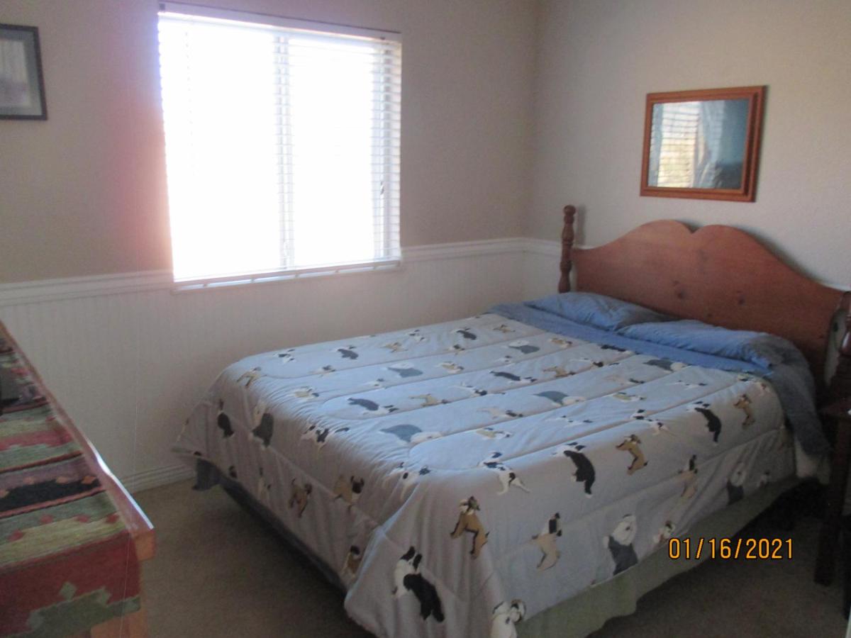 Peaks Wildernest House Bed and Breakfast - Vaccinations Required - Housity