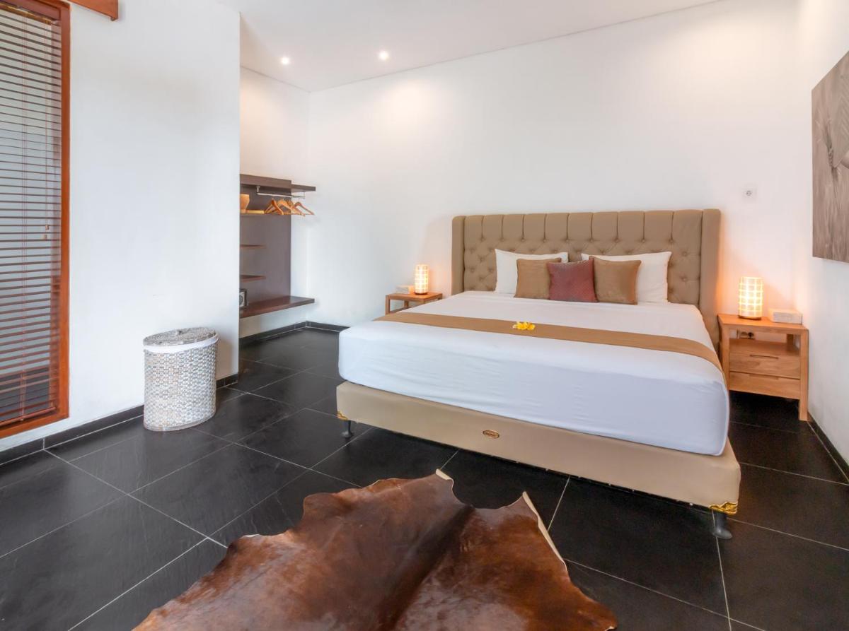 Villa Pasir Putih - Housity