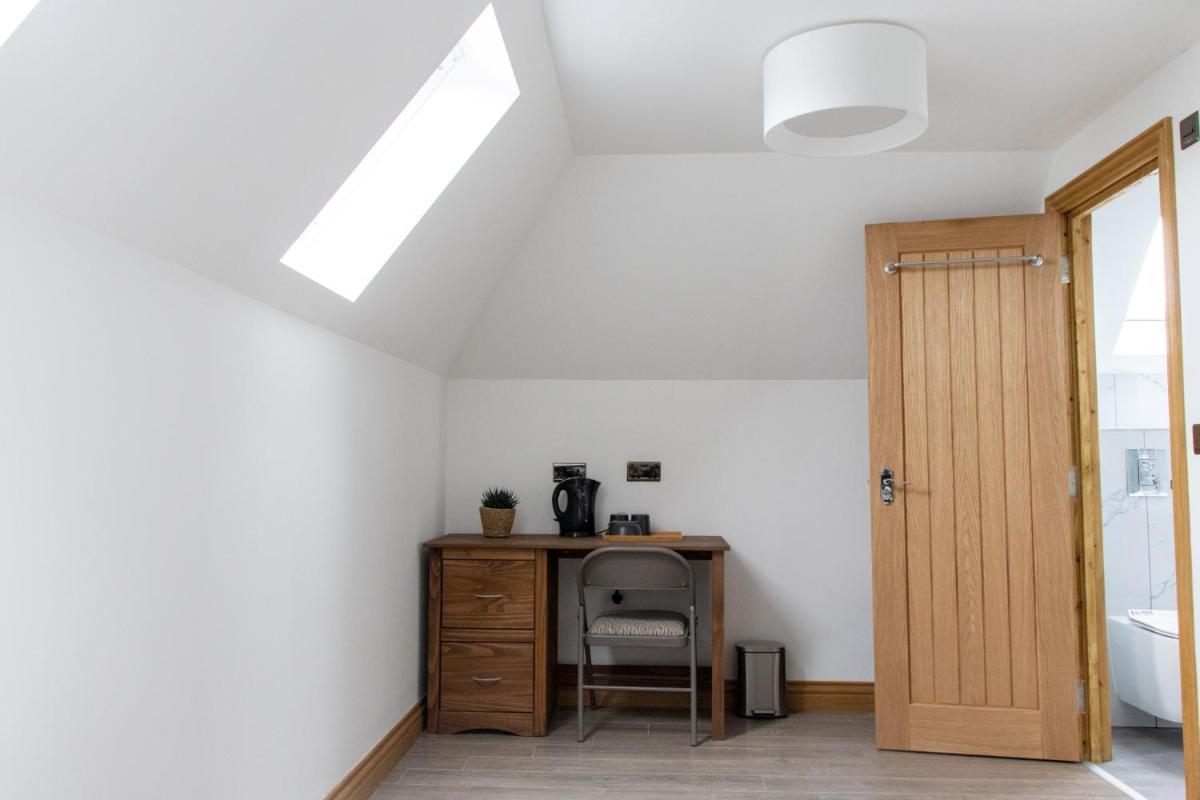 Burren London Hotel - Housity