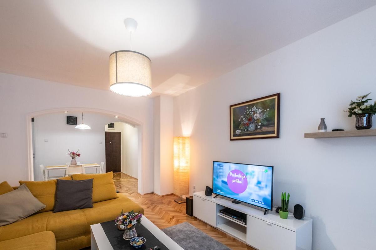 Ada City Break - Housity
