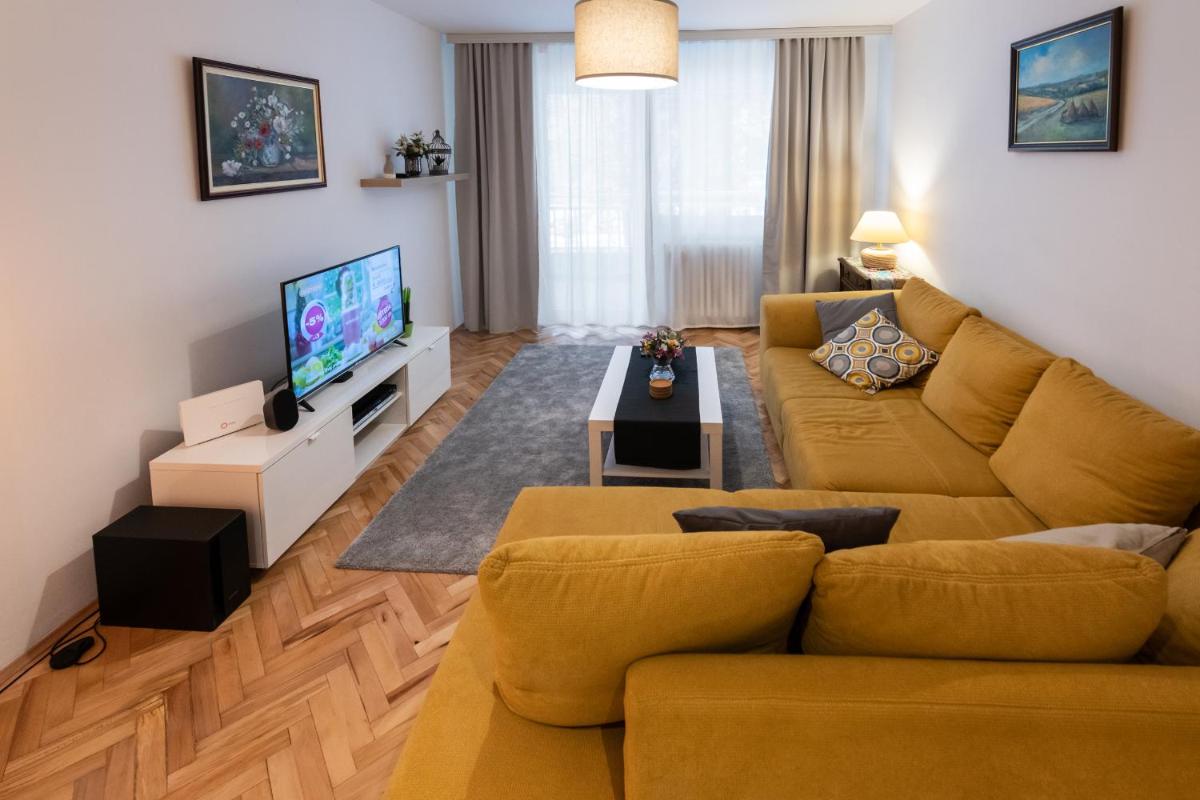 Ada City Break - Housity