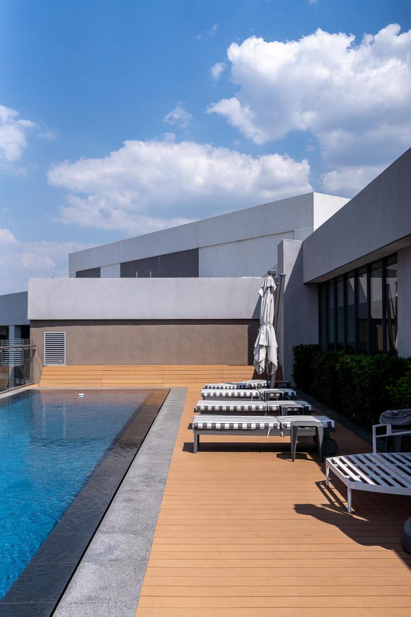 Suitetrails - Top Floor Menlyn Maine studio apartment with Stunning Views & No Load Shedding