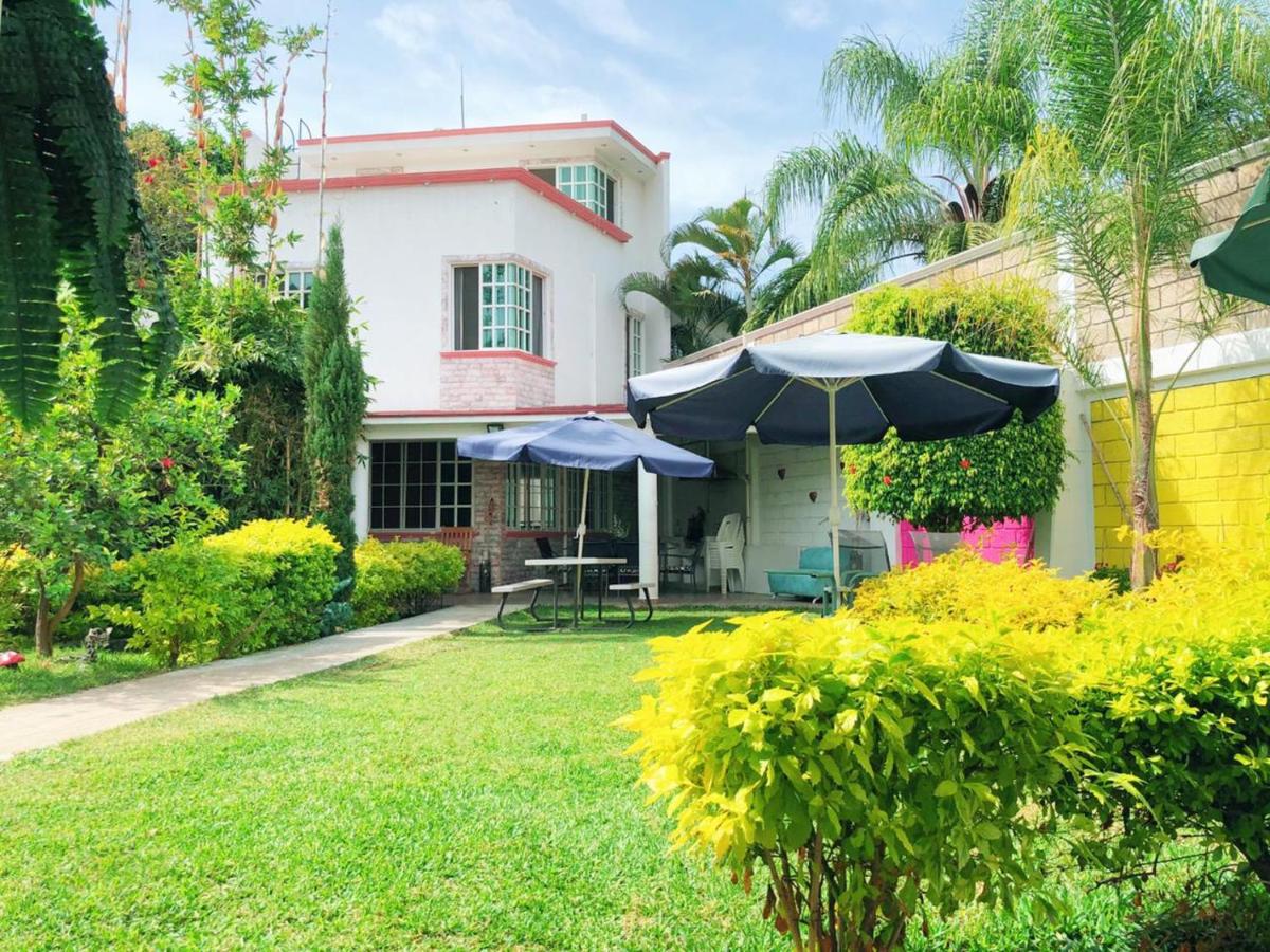 Preciosa Casa Maya Alberca y Jacuzzi Jiutepec Cuernavaca - Housity
