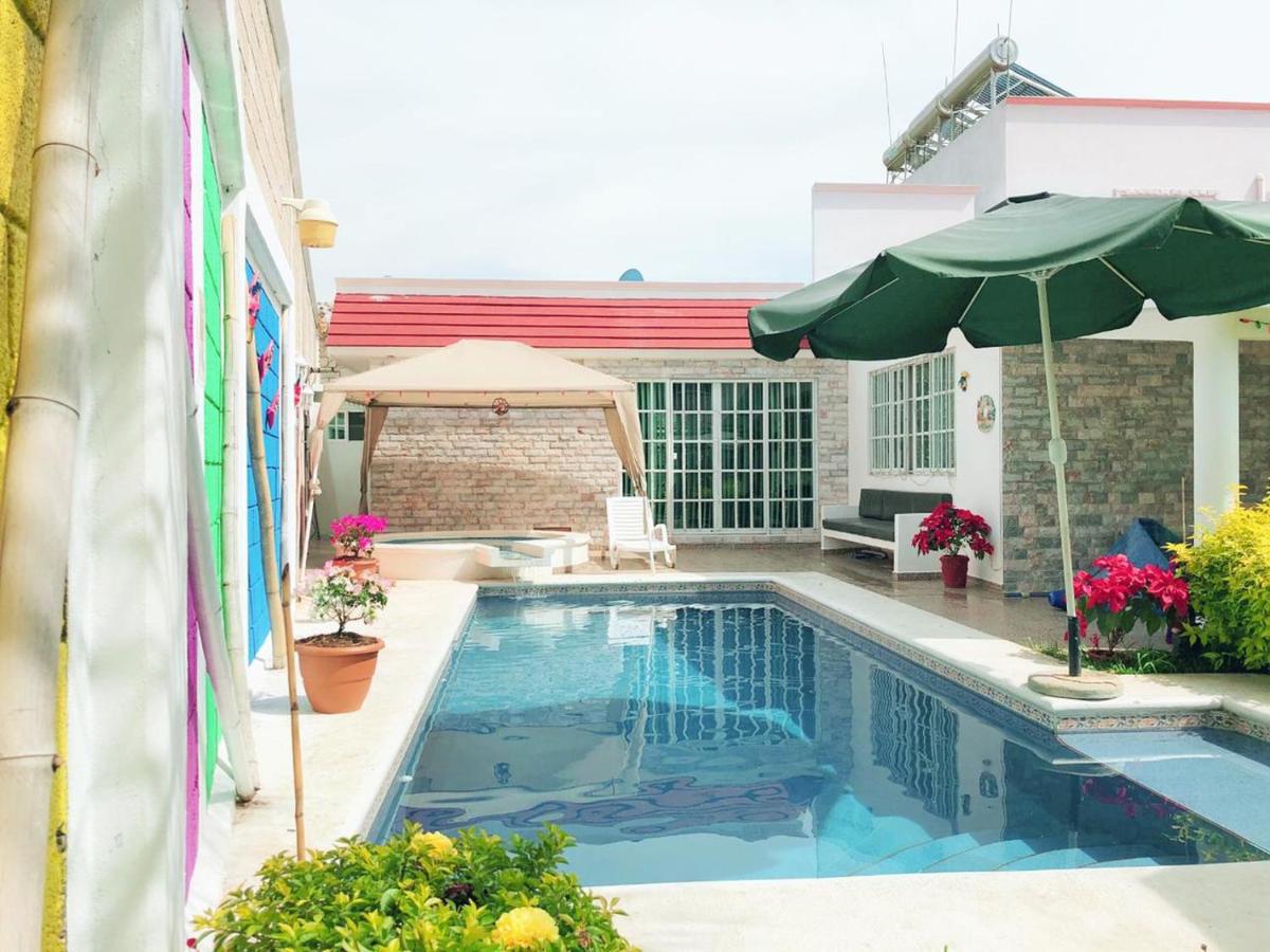 Preciosa Casa Maya Alberca y Jacuzzi Jiutepec Cuernavaca - Housity