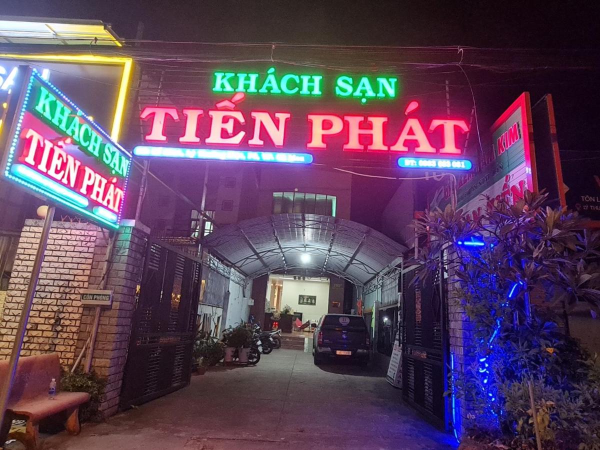 KHÁCH SẠN TIẾN PHÁT - Housity
