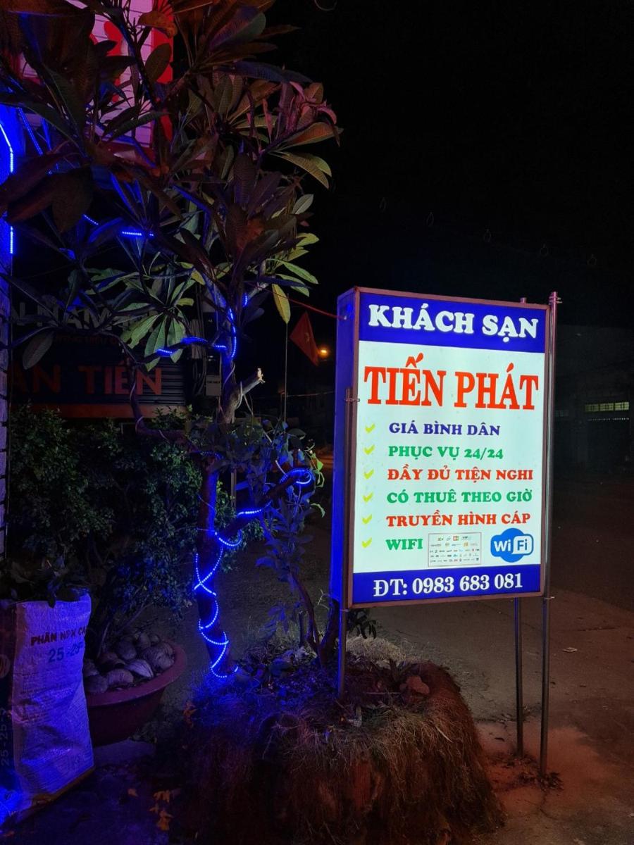 KHÁCH SẠN TIẾN PHÁT - Housity