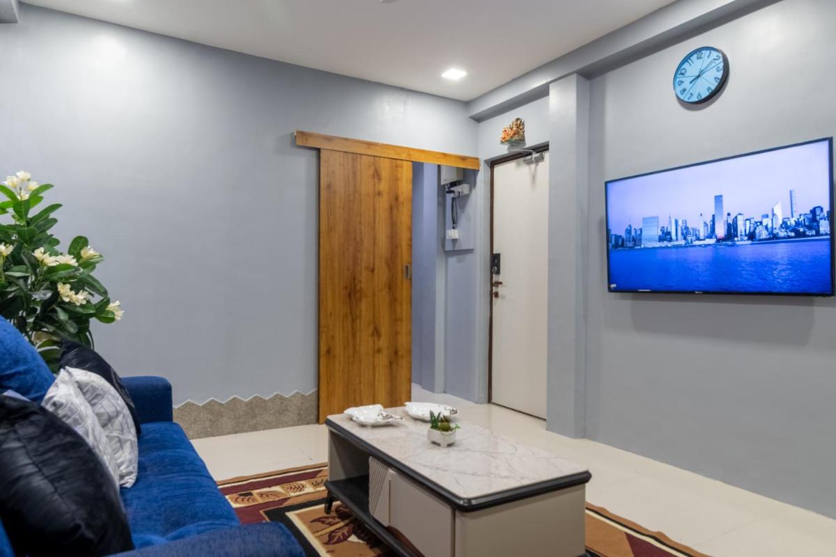 OSI Apartments Jogeshwari West - Housity
